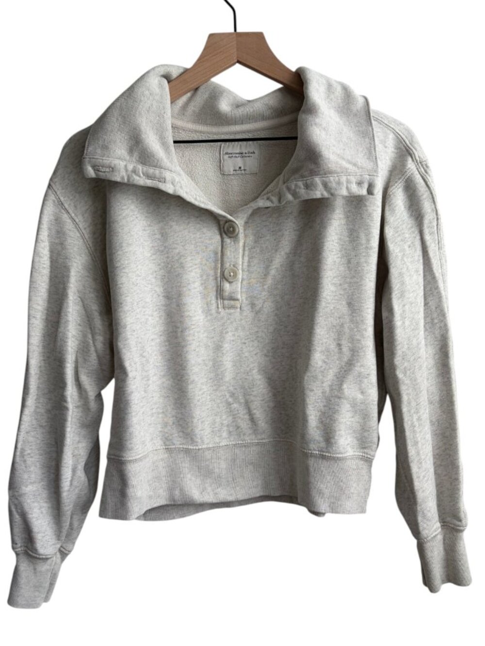 Abercrombie & Fitch Soft A&F Women’s Cropped Quarter Sweatshirt Medium